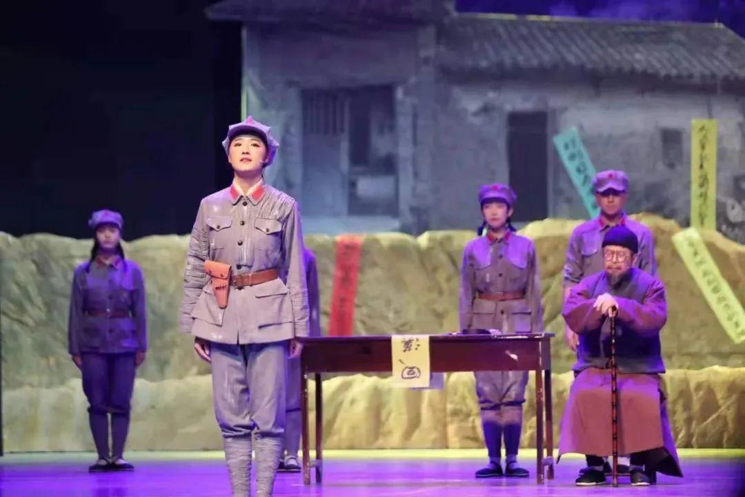 追寻红色信仰，踏上新征程，2018年最新入党申请书，小红书分享